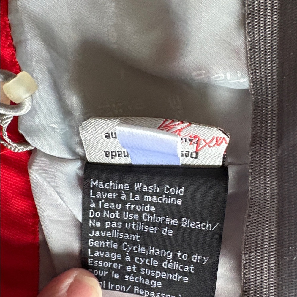 Vancouver 2010 Olympics Sunice CTV red/grey removable hood jacket EUC - Picture 9 of 15